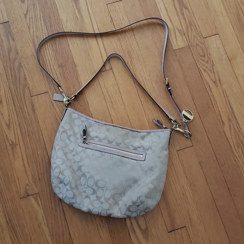 Authentic Coach Purse - Picture 4 of 4